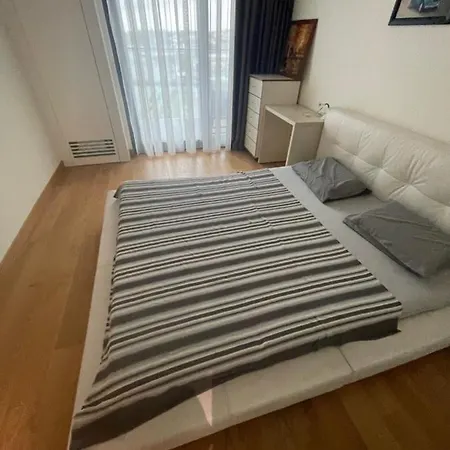 Apartman Queen Waterfront Belgrád